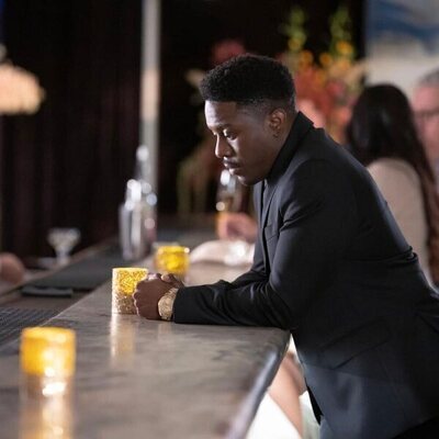 Tru Valentino en Capítulo 2 titulado 'El martillo' de 'The Rookie'