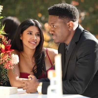 Lisseth Chavez y Tru Valentino en el 6x02 de 'The Rookie'
