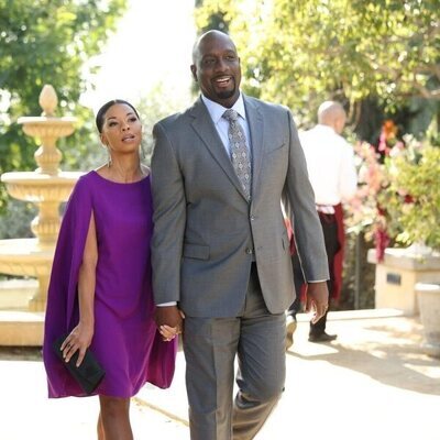 Richard T. Jones y Angel Parker en 'El martillo' de 'The Rookie'