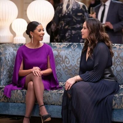 Alyssa Diaz y Angel Parker en la temporada 6 y el capítulo 02 de 'The Rookie'