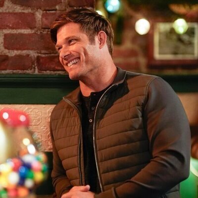 Chris Carmack en 21x01 titulado 'Si las paredes hablasen' de 'Anatomía de Grey'