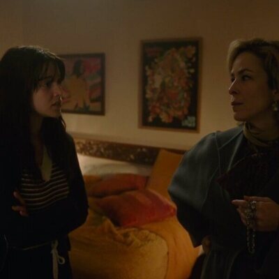 Silvia Abascal y Carla Campra en el 1x03 de 'Asuntos internos'