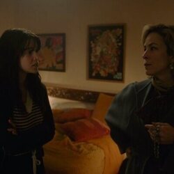Silvia Abascal y Carla Campra en el 1x03 de 'Asuntos internos'
