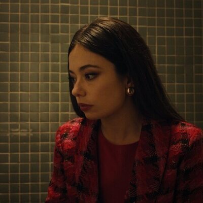 Anna Castillo en 1x01 titulado 'Infanta terrible' de 'Su Majestad'