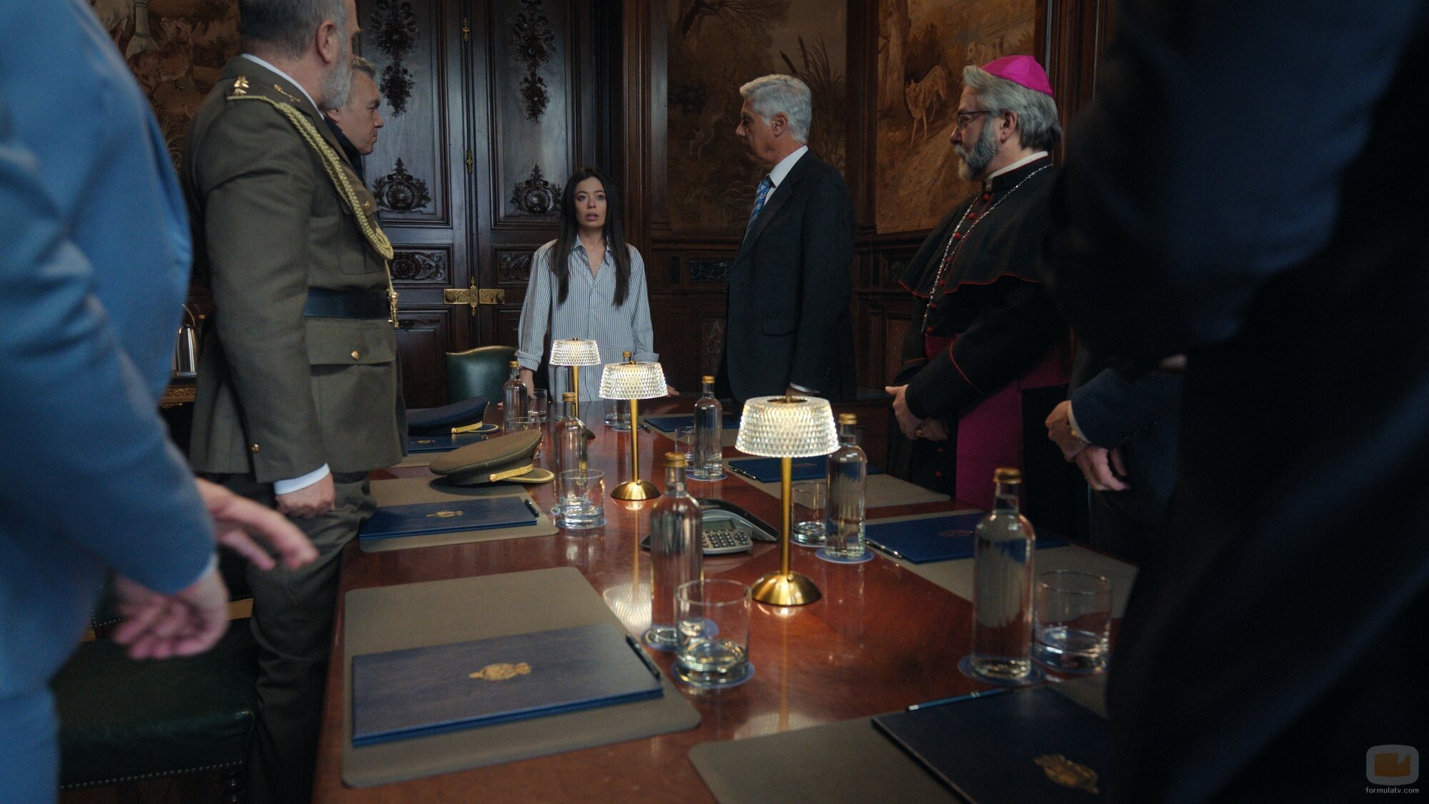 Still de Anna Castillo en 1x01 titulado 'Infanta terrible' de 'Su Majestad'