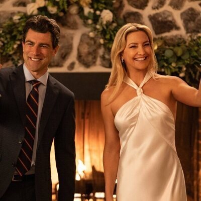 Max Greenfield y Kate Hudson en el 1x05 de 'Una nueva jugada'