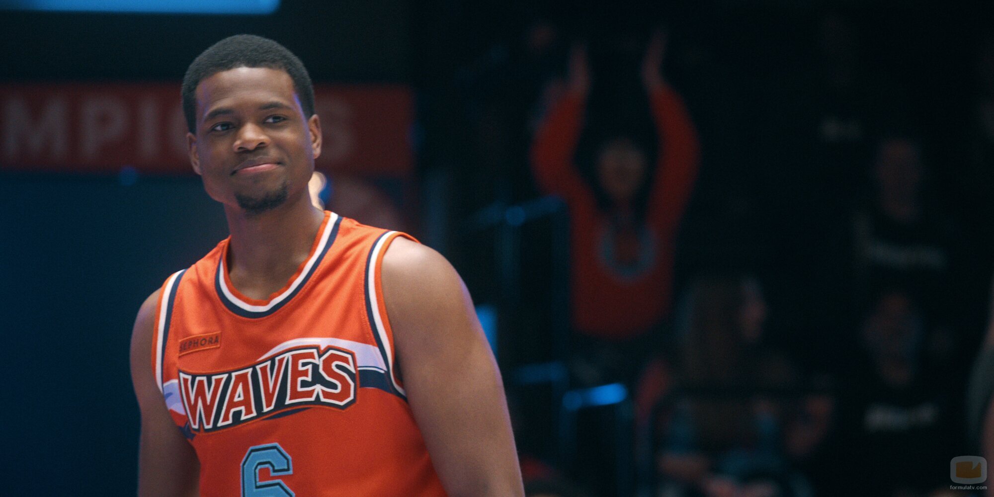 Uche Agada en el 1x06 de 'Running Point'