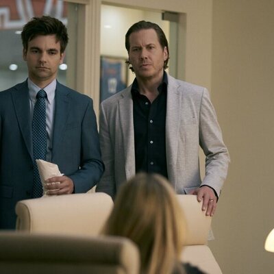 Scott MacArthur y Drew Tarver en 1x10 'El séptimo partido' de 'Una nueva jugada'