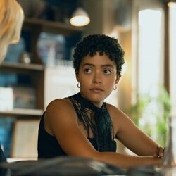 Quintessa Swindell en 1x05 'La Casa de la Sabiduría' de 'Prime Target'