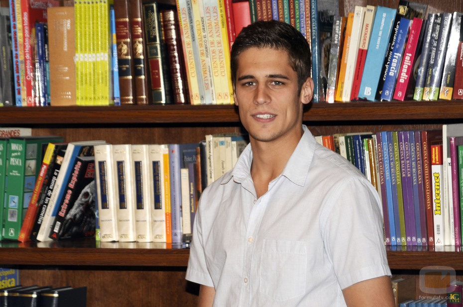 Martín Rivas es el joven Marcos en la serie 'El Internado'
