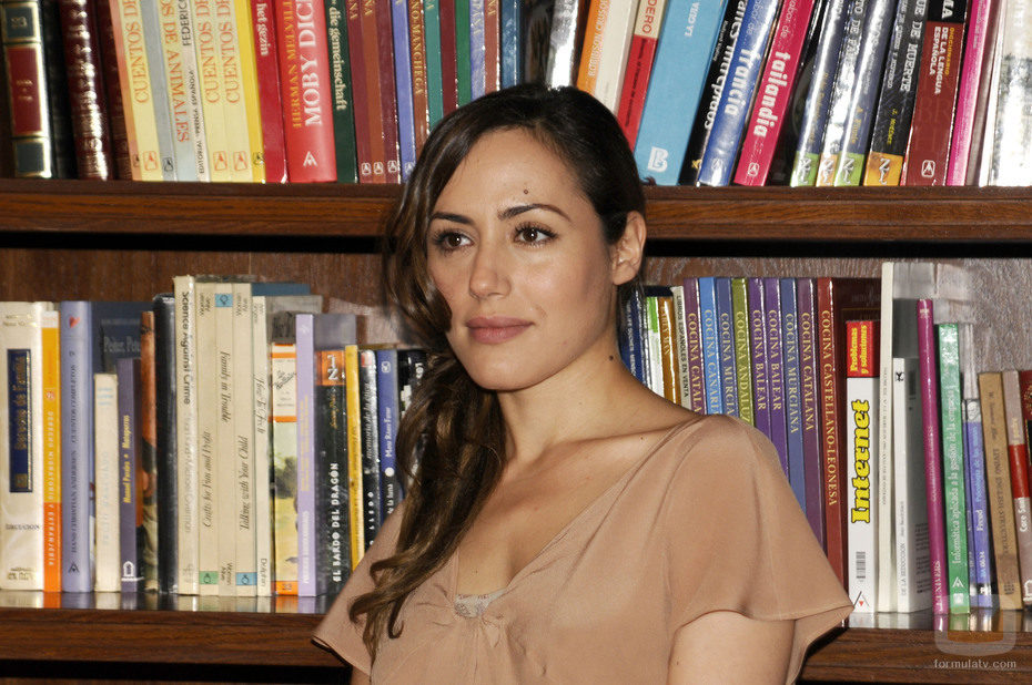 Rebeca en la serie 'El Internado' interpretada por Irene Montalá