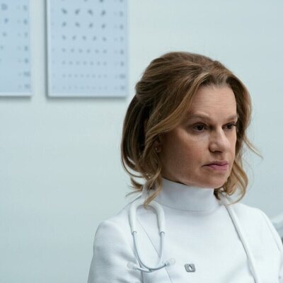 Sandra Bernhard en el 2x07 de 'Severance'