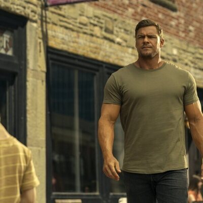 Alan Ritchson en 'El inductor' de 'Reacher'