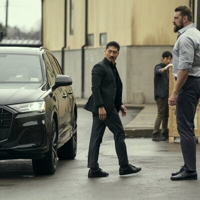 Brian Tee y Olivier Richters en 3x03 titulado 'Número 2 con una bala' de 'Reacher'