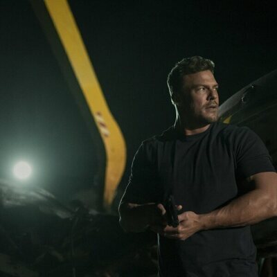 Alan Ritchson en la temporada 3 y el capítulo 08 de 'Reacher'