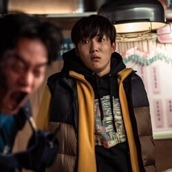 1x04 titulado 'Episodio 4' de 'Newtopia'