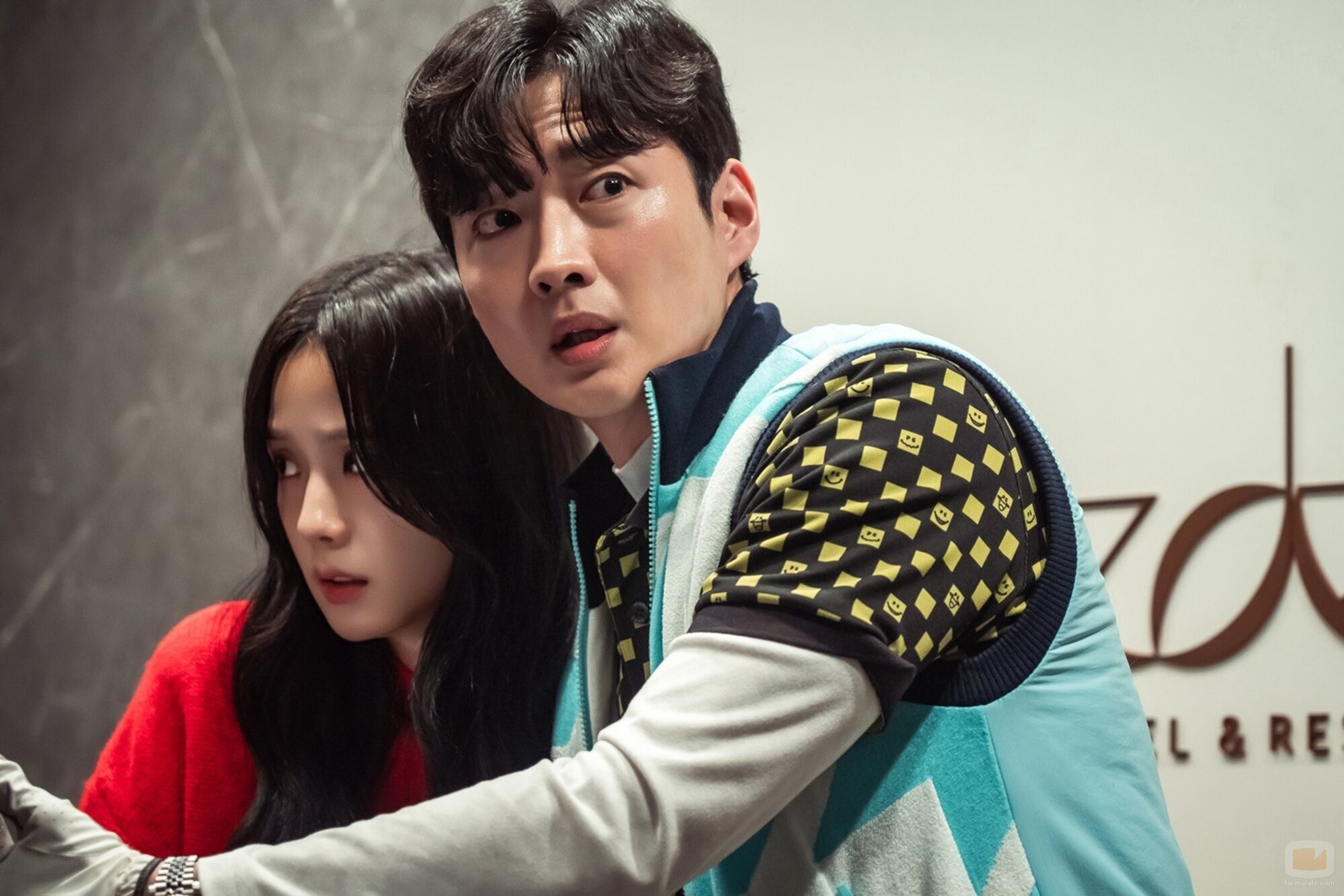 Kim Jisoo en 1x05 titulado 'Episodio 5' de 'Newtopia'