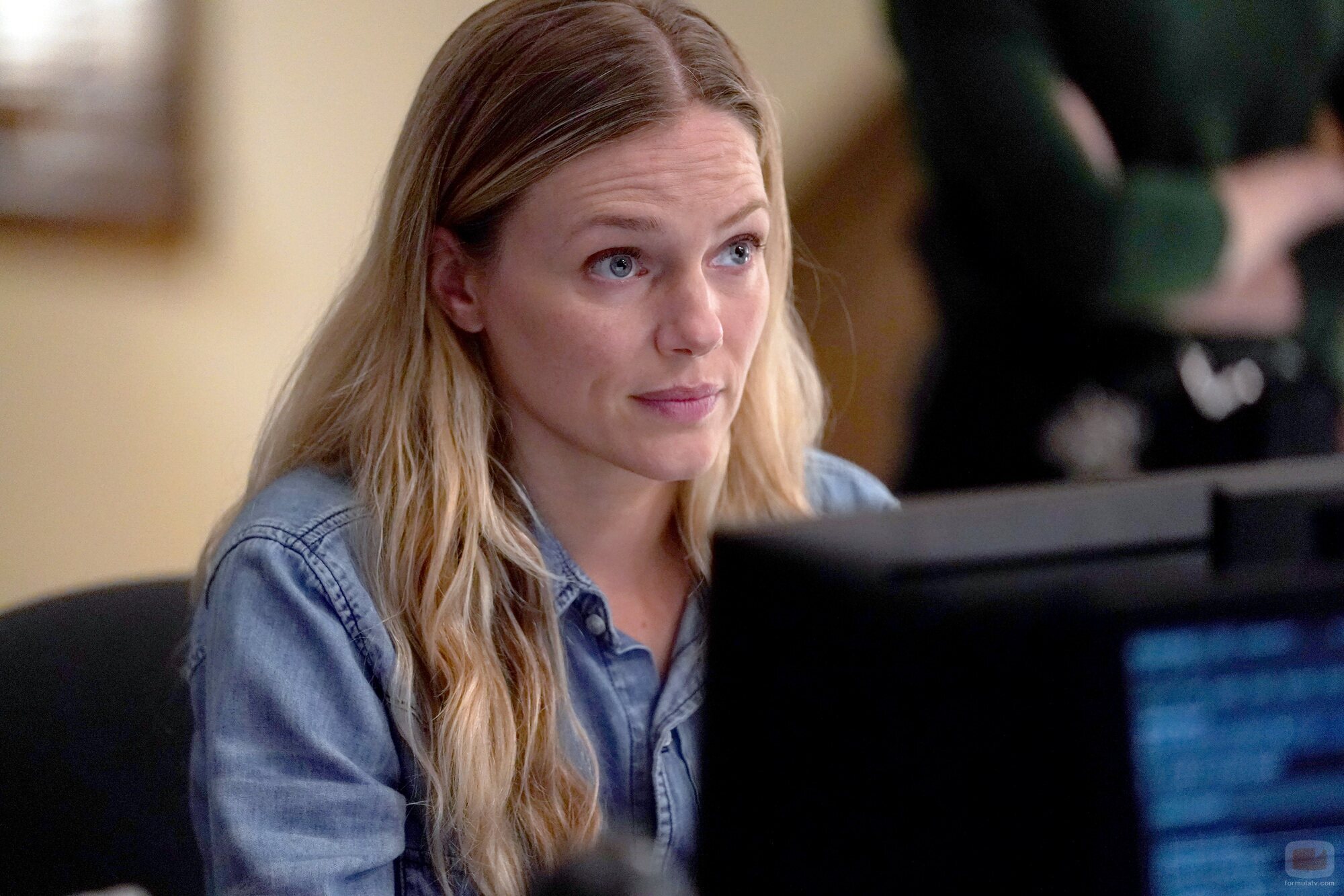 Tracy Spiridakos en 10x04 titulado 'Dónde Vives' de 'Chicago P.D.'