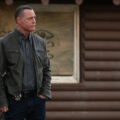 Jason Beghe en el 10x09 de 'Policías de Chicago'