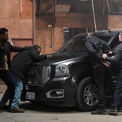 LaRoyce Hawkins en el 'Perdido hace tiempo' de 'Policías de Chicago'