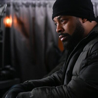 LaRoyce Hawkins en el 'Puedo dejarte marchar' de 'Policías de Chicago'