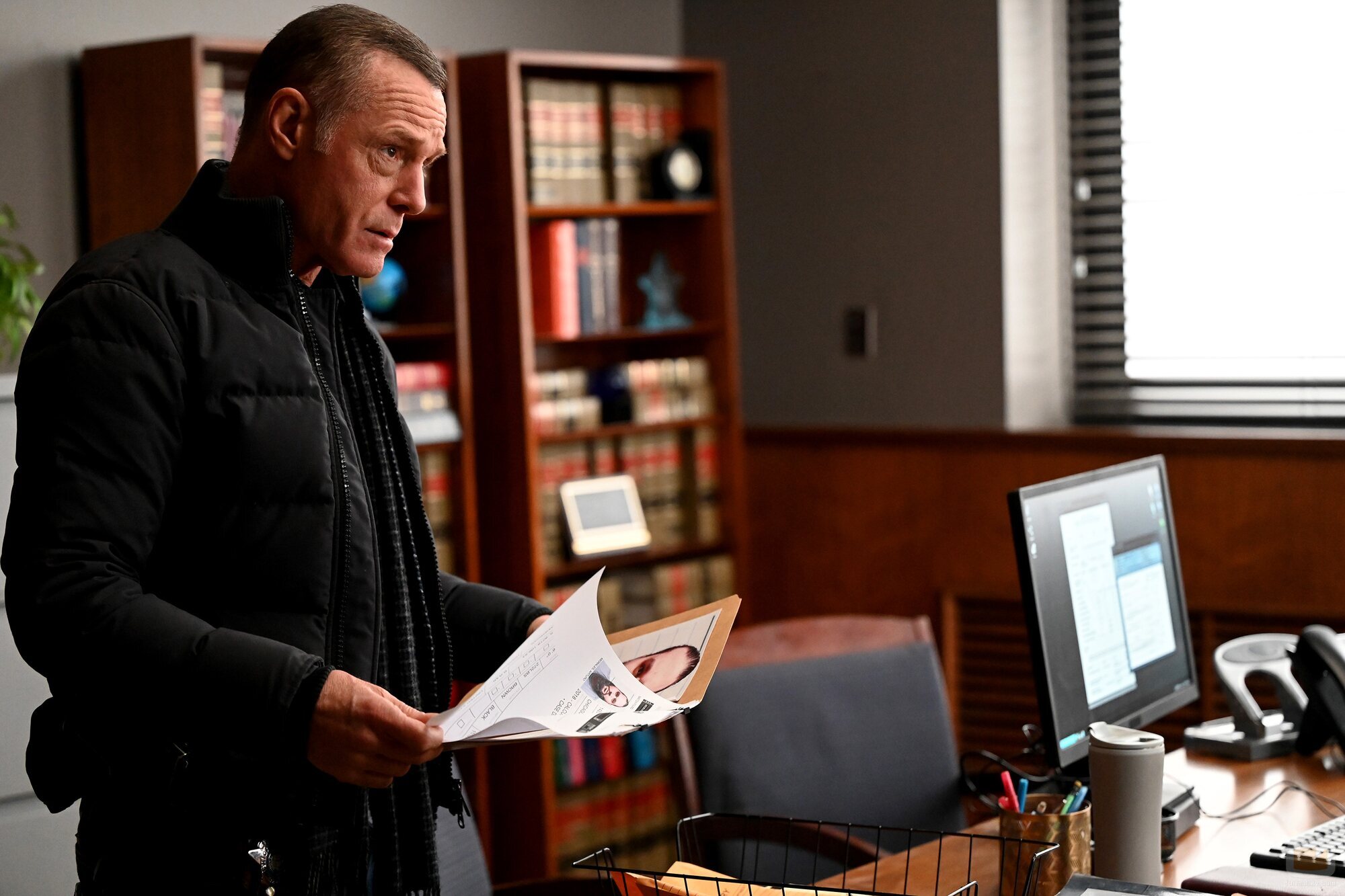 Jason Beghe en 10x12 titulado 'Puedo dejarte marchar' de 'Chicago P.D.'