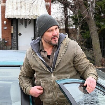 Patrick Flueger en 10x15 titulado 'Sangre y honor' de 'Chicago P.D.'