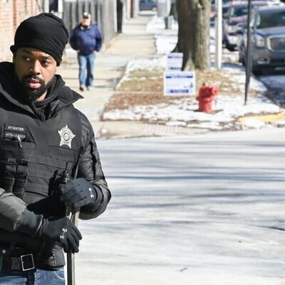 LaRoyce Hawkins en Capítulo 16 titulado 'En punto muerto' de 'Chicago P.D.'