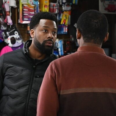 LaRoyce Hawkins en el 'Luchar' de 'Policías de Chicago'