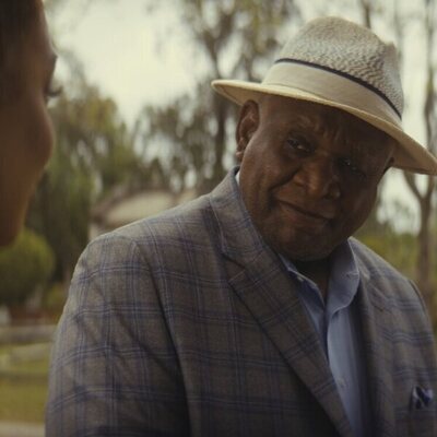 George Wallace en el 1x01 de 'Clean Slate'