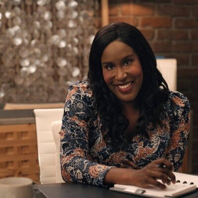 Naomi Ekperigin en el 4x07 de 'Mythic Quest: Raven's Banquet'