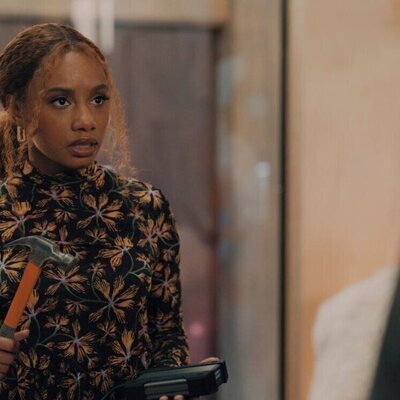 Imani Hakim en 'Donde ocurre la magia' de 'Mythic Quest'