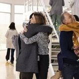 Jane Leeves y Bruce Greenwood en 'Ahora me ves' de 'The Resident'