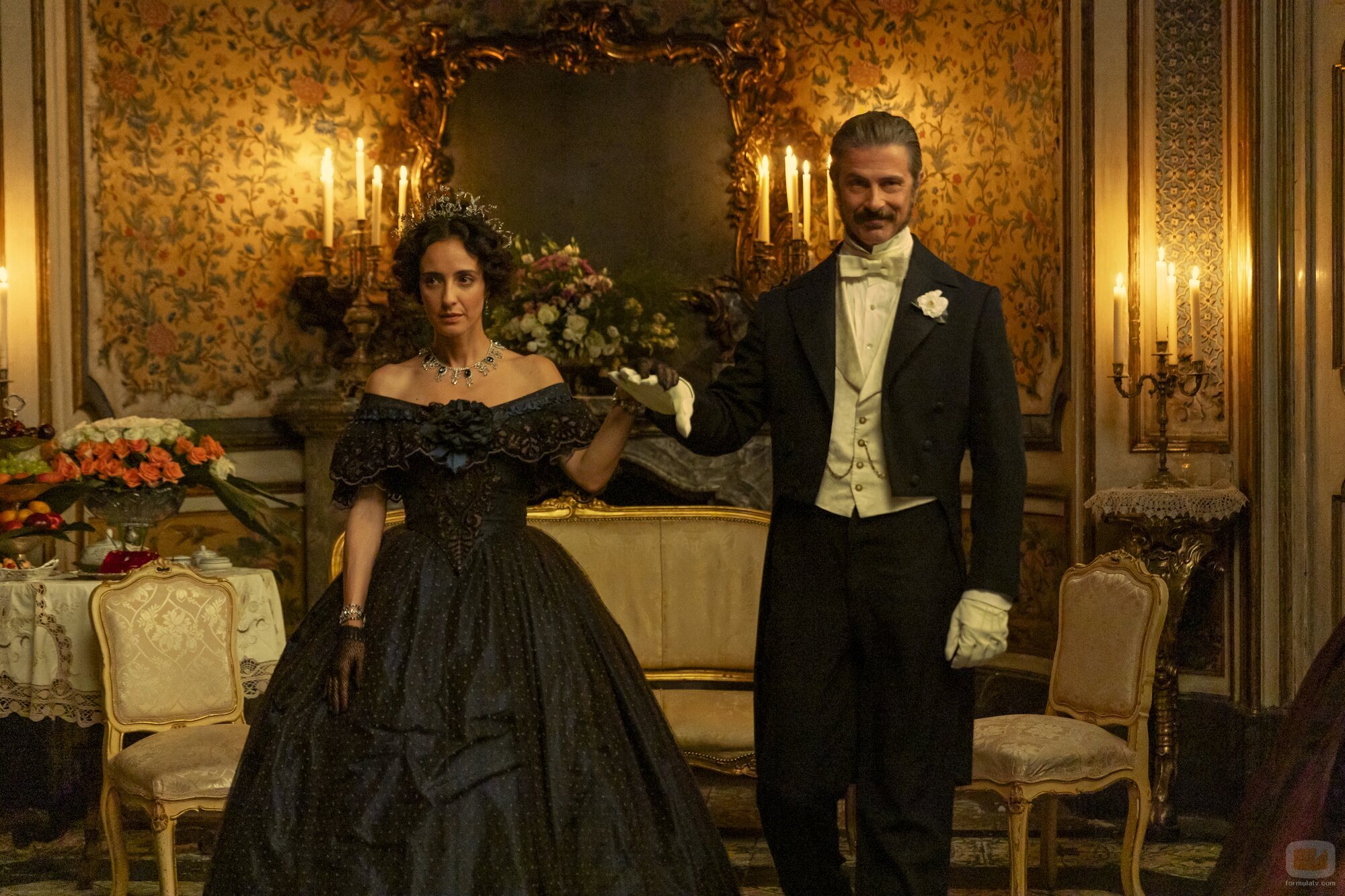 Astrid Meloni y Kim Rossi Stuart en Capítulo 2 titulado 'Episodio 2' de 'El Gatopardo'