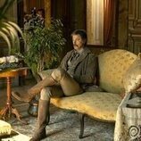 Escena de Kim Rossi Stuart en Capítulo 2 titulado 'Episodio 2' de 'El Gatopardo'