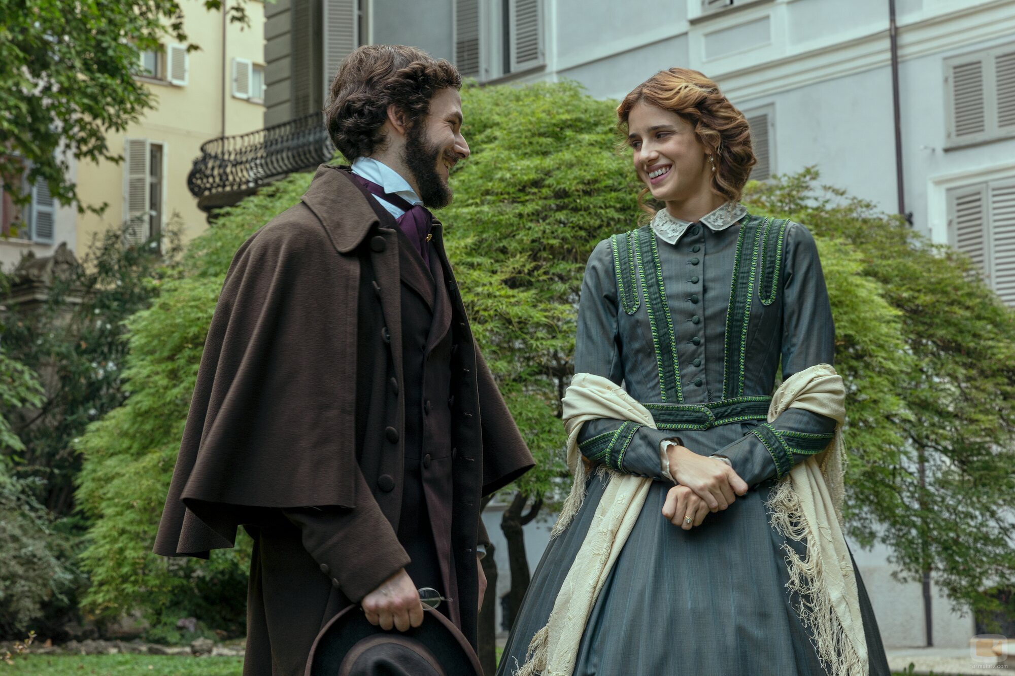 Alessandro Sperduti y Benedetta Porcaroli en la temporada 1 y el capítulo 05 de 'El Gatopardo'