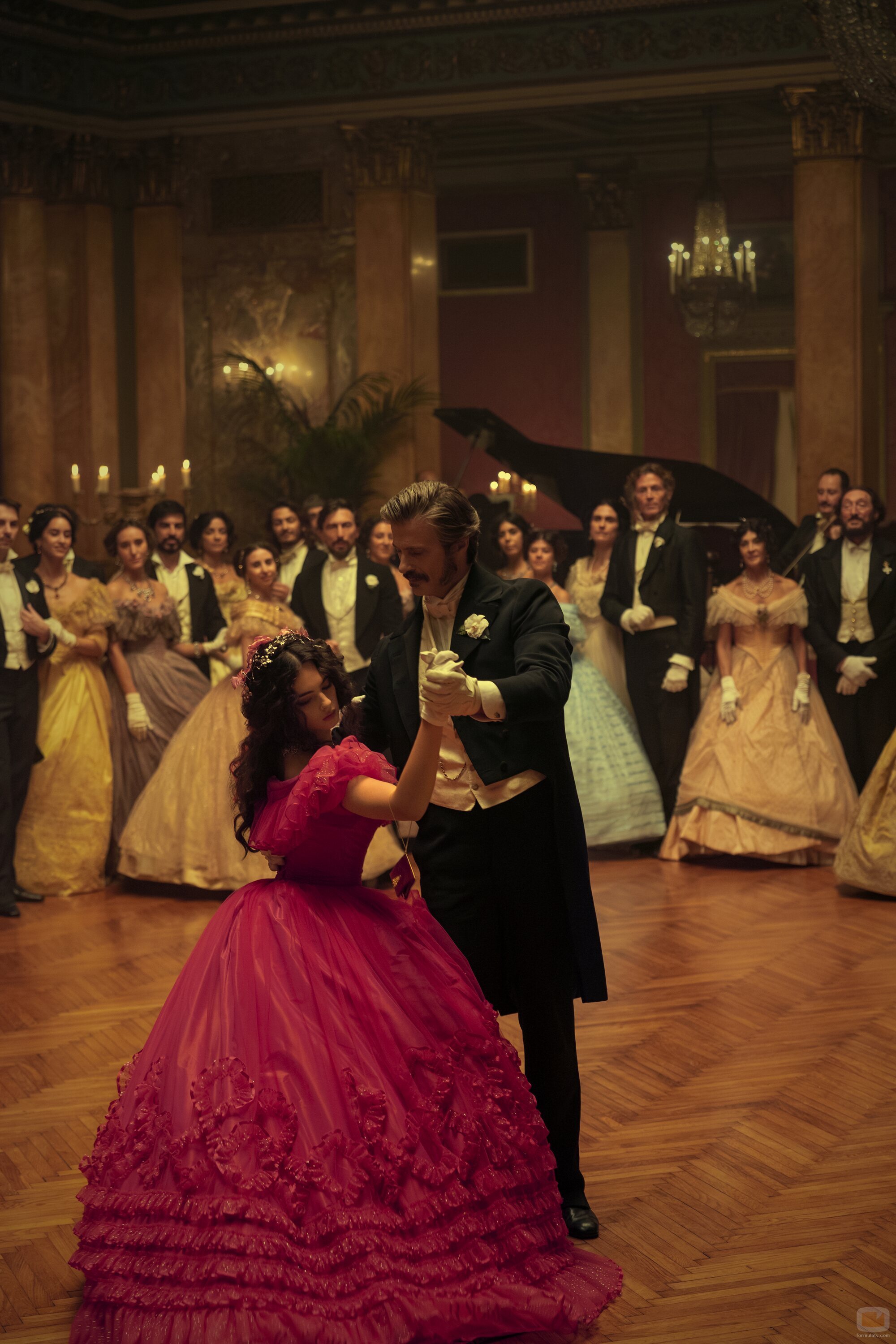 Deva Cassel y Kim Rossi Stuart en la temporada 1 y el capítulo 06 de 'El Gatopardo'