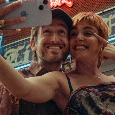 Verónica Echegui y Joan Amargós en Capítulo 4 titulado '¿Quién vive ahí?' de 'A muerte'