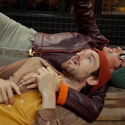 Foto de Verónica Echegui y Joan Amargós en el 1x04 de 'A muerte'