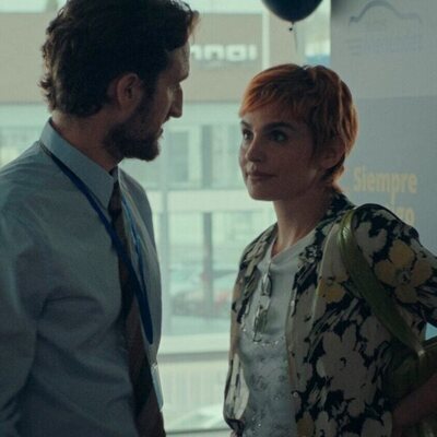 Verónica Echegui y Joan Amargós en 1x05 titulado 'Automoción' de 'A muerte'