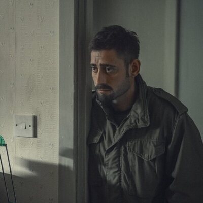 Michael Socha en el 1x03 de 'Toxic Town'