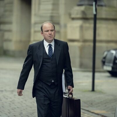 Rory Kinnear en 'Episodio 4' de 'Ciudad tóxica'