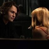 Ansel Elgort en 1x01 titulado 'El examen' de 'Tokyo Vice'