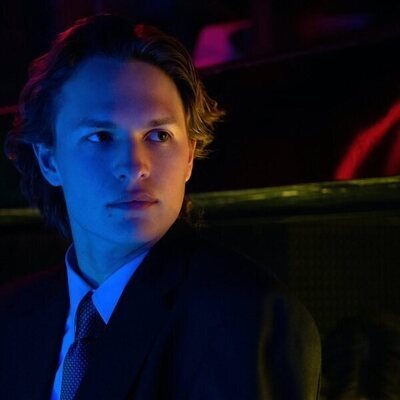 Ansel Elgort en 1x07 titulado 'A menudo desaparecen' de 'Tokyo Vice'