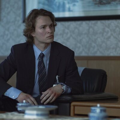Imagen de Ansel Elgort en 2x01 titulado 'Nunca debes fallar' de 'Tokyo Vice'