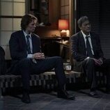 Ansel Elgort y Ken Watanabe en la temporada 2 y el capítulo 01 de 'Tokyo Vice'