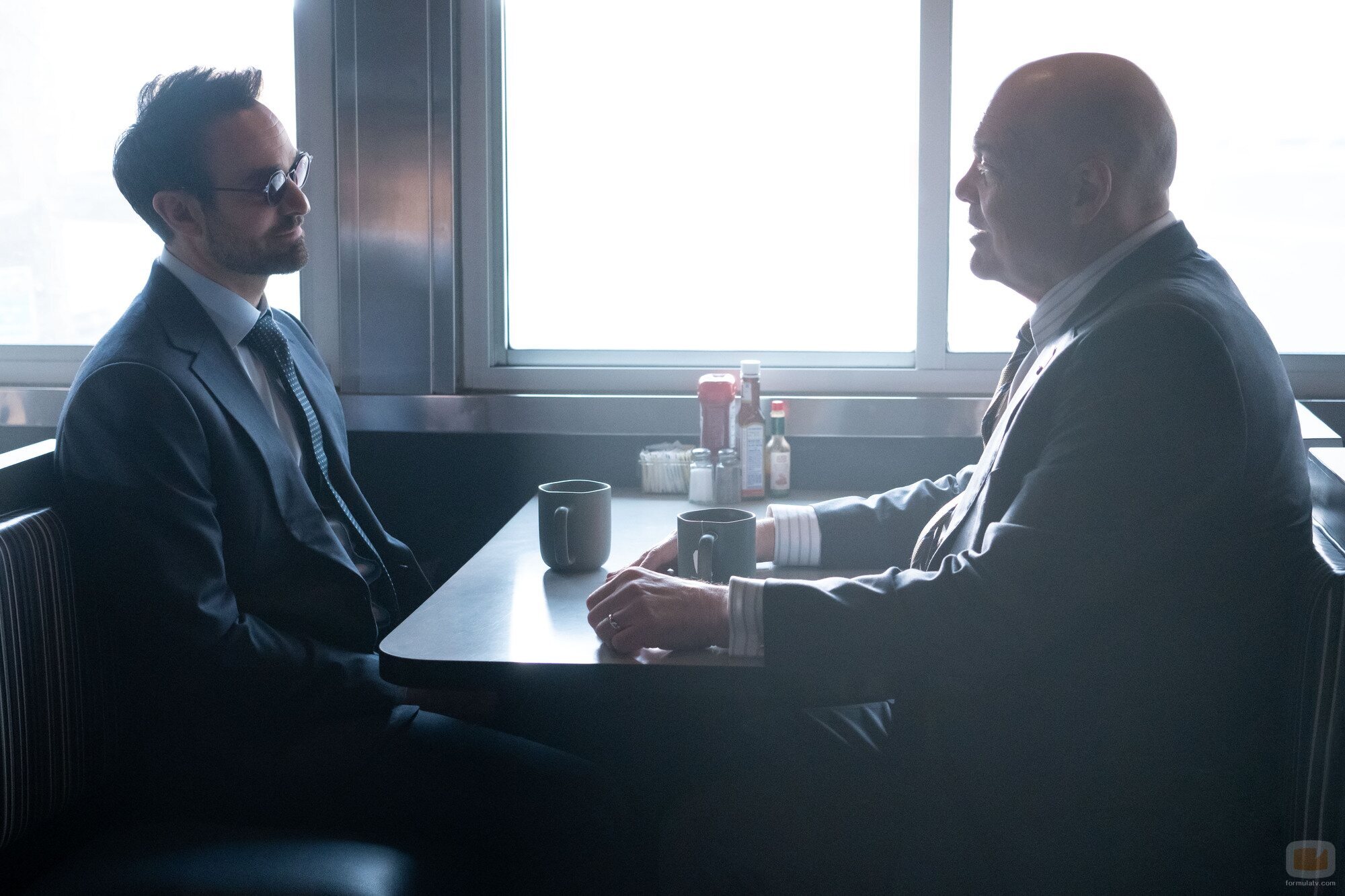 Charlie Cox y Vincent D'Onofrio en 1x01 'Media hora en el cielo' de 'Daredevil: Born Again'