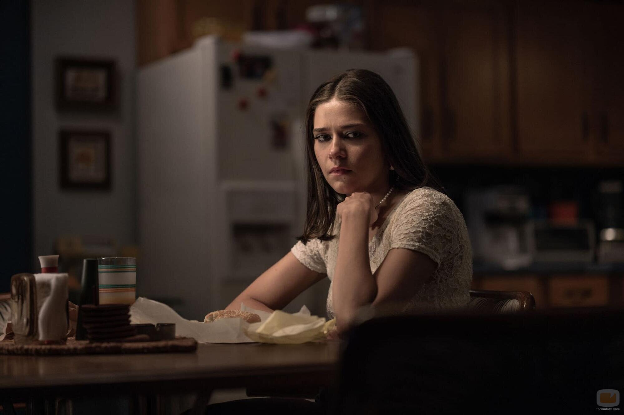 Molly Brown en 1x01 titulado 'Y al principio...' de 'Dexter: Pecado original'