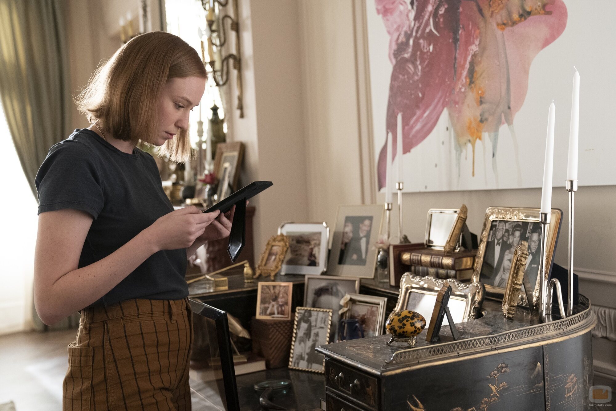 Hannah Einbinder en 1x01 'No hay línea roja' de 'Hacks'