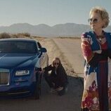 Jean Smart y Hannah Einbinder en 1x02 titulado 'Primm' de 'Hacks'